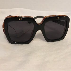 Very Nice Women Flip Sunglasses
